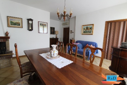 Foto Appartamento a San Gimignano di 102 m² con 4 locali in vendita