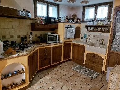 Foto Villa a schiera a Castelnuovo Magra Colombiera Molicciara di 180 m²