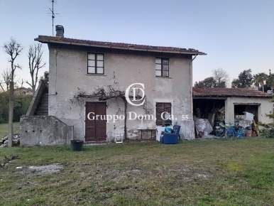 Foto Villa unifamiliare a Forte dei Marmi Vittoria Apuana di 125 m²
