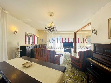 Foto Appartamento a Forte dei Marmi Centro di 180 m² con 6 locali