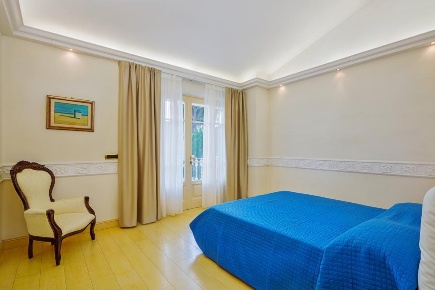 Foto Villa unifamiliare a Forte dei Marmi Vittoria Apuana di 200 m²