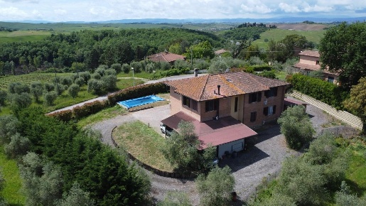 Foto Villa unifamiliare a Castelnuovo Berardenga Guistrigona di 277 m²