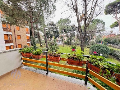 Foto Appartamento a Forte dei Marmi in vendita