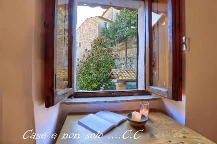 Foto Appartamento a Castagneto Carducci Centro di 95 m² con 5 locali