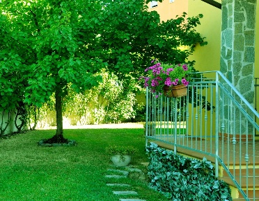 Foto Villa unifamiliare a Castelnuovo Magra Colombiera Molicciara di 320 m²