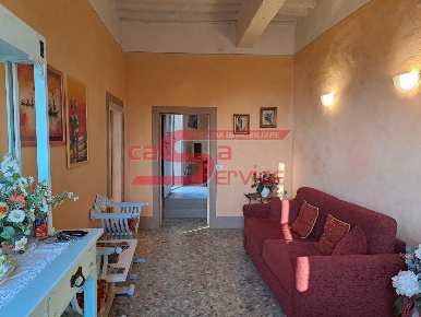 Foto Appartamento a Buggiano Colle Di Buggiano di 105 m² con 6 locali