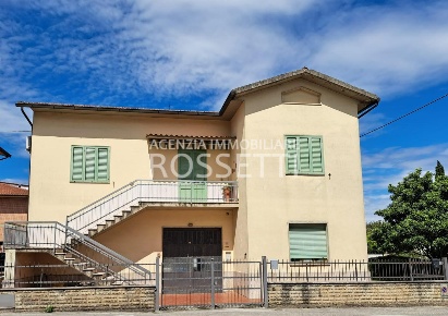 Foto Casa indipendente a Lamporecchio Centro in vendita