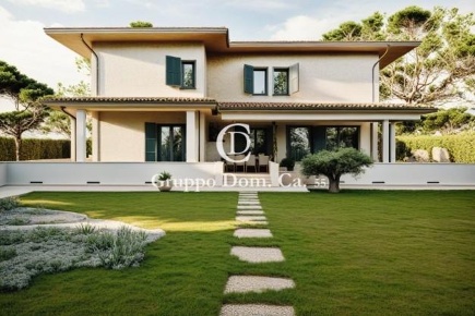 Foto Villa unifamiliare a Forte dei Marmi Centro di 350 m² con 12 locali