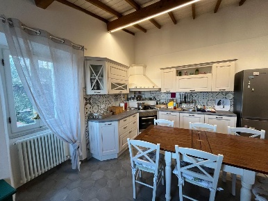 Foto Appartamento a Luni di 90 m² con 4 locali in vendita