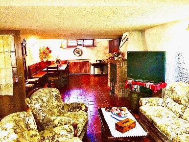 Foto Villa a schiera a Albinea Centro di 250 m² con 8 locali in vendita