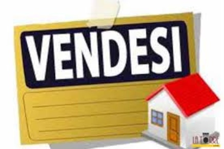 Foto Villa singola a Albinea di 300 m² con 10 locali in vendita