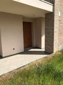 Foto Villa unifamiliare a Albinea Centro di 300 m² con 8 locali in vendita