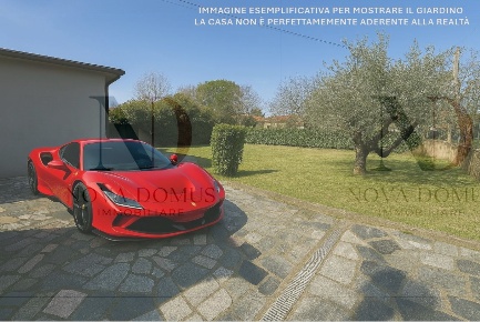 Foto Villa singola in Via degli Ulivi 13, Castelnuovo Magra di 160 m²