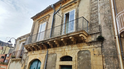 Foto Villa singola in Via Garibaldi, Palazzolo Acreide Centro di 250 m²