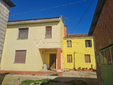 Foto Appartamento in via caselle, Noventa Vicentina di 259 m² con 6 locali