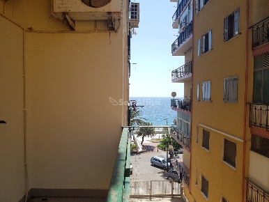 Foto Appartamento a Catanzaro Catanzaro Lido di 100 m² con 3 locali