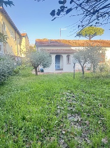 Foto Appartamento a Forte dei Marmi Ripa Pozzi Querceta Ponterosso di 50 m²