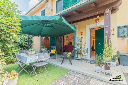 Foto Villa a schiera in Viale Giuseppe Verdi, Nepi in vendita