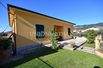 Foto Villa singola in Via canaletto, Castelnuovo Magra di 230 m² in vendita