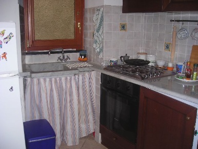 Foto Appartamento in via borgo di fondo, Luni di 55 m² con 3 locali