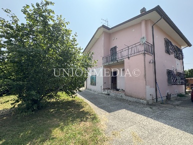 Foto Villa singola in Via bradiola, Sarzana in vendita