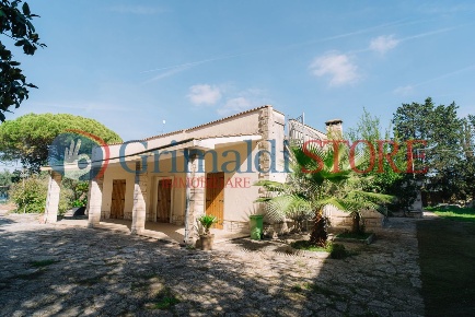 Foto Villa unifamiliare in Via Madonna delle Vigne 1, San Cesario di Lecce