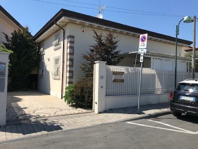 Foto Villa unifamiliare in Via Duca D'Aosta 24, Forte dei Marmi Centro