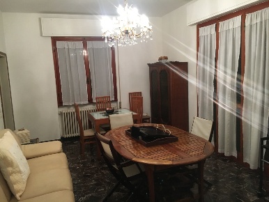 Foto Villa bifamiliare in Via Piave 82, Forte dei Marmi Centro di 180 m²