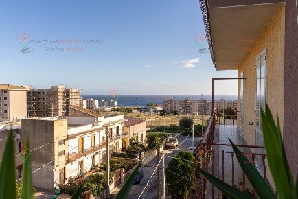 Foto Appartamento a Siracusa Mazzarrona di 84 m² con 3 locali in vendita