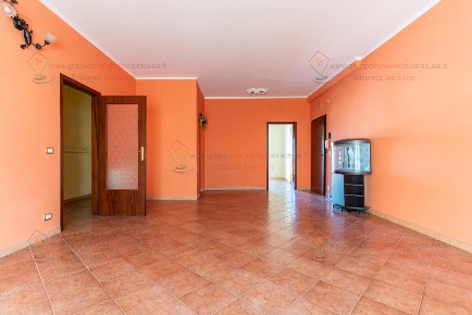 Foto Appartamento a Siracusa Mazzarrona di 78 m² con 3 locali in vendita
