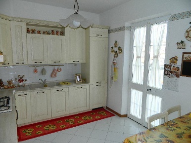 Foto Villa bifamiliare a Luni Colombiera Molicciara di 120 m² con 6 locali