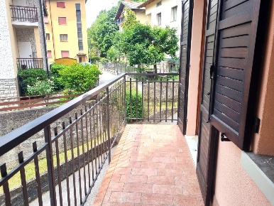 Foto Appartamento in Via al Quadrel 18 18, Zogno Centro di 120 m²