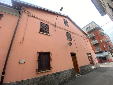 Foto Appartamento in Via Piana 1, Borgonovo Val Tidone di 160 m² in vendita