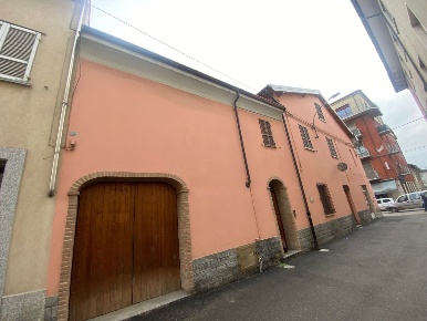Foto Appartamento in Via Piana 1, Borgonovo Val Tidone di 160 m² in vendita