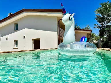Foto Villa unifamiliare in Via Agnelli 95, Forte dei Marmi Centro di 320 m²