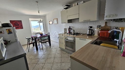 Foto Appartamento in via  San Giorgio 22, Vezzano Ligure di 74 m²