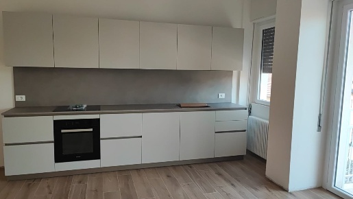 Foto Appartamento in Via Tommaso Grossi 8, Como Viale Varese - Crocifisso