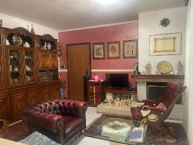 Foto Appartamento a Vezzano Ligure di 93 m² con 5 locali in vendita