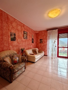 Foto Appartamento a Fivizzano di 107 m² con 5 locali in vendita