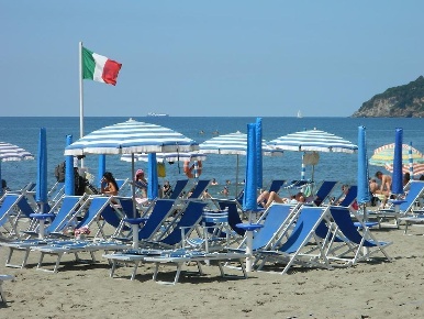 Foto Appartamento in Via Ugo la Malfa, Luni Luni Mare di 50 m² con 2 locali