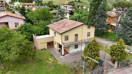 Foto Villa bifamiliare in Via Montefeltro 130, Novafeltria Secchiano