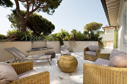 Foto Villa unifamiliare a Forte dei Marmi Centro di 700 m² con 10 locali