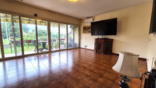 Foto Villa a schiera in Via Madonnina 11, Luni Casano Dogana Isola