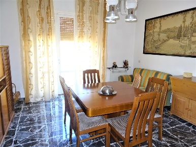 Foto Appartamento a Trecastelli Passo Ripe di 110 m² con 5 locali