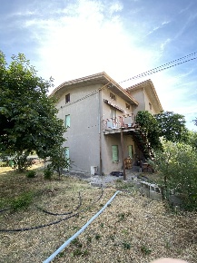 Foto Villa singola in Strada Provinciale Marecchia, Novafeltria Centro