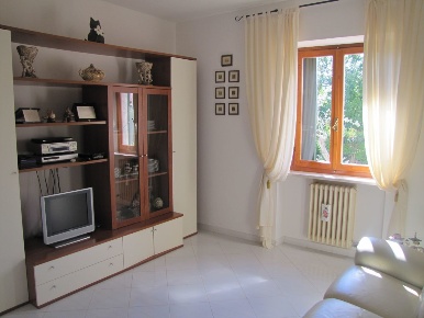 Foto Appartamento a Castelnuovo Magra di 90 m² con 5 locali in vendita