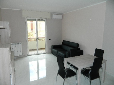Foto Appartamento a Luni Luni Mare di 60 m² con 4 locali in vendita