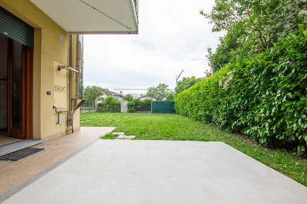 Foto Appartamento a Quarto d'Altino Centro di 90 m² con 4 locali in vendita
