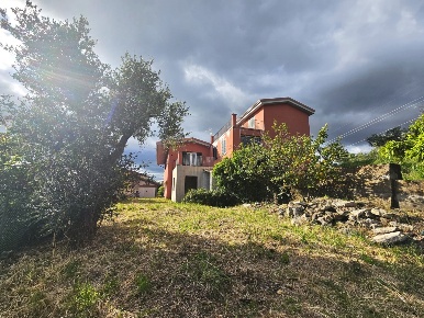 Foto Appartamento in Via Montecchio 68, Castelnuovo Magra di 156 m²