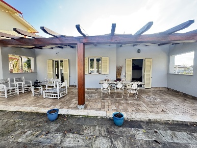 Foto Villa unifamiliare a Massa Bondano - Partaccia di 85 m² con 5 locali